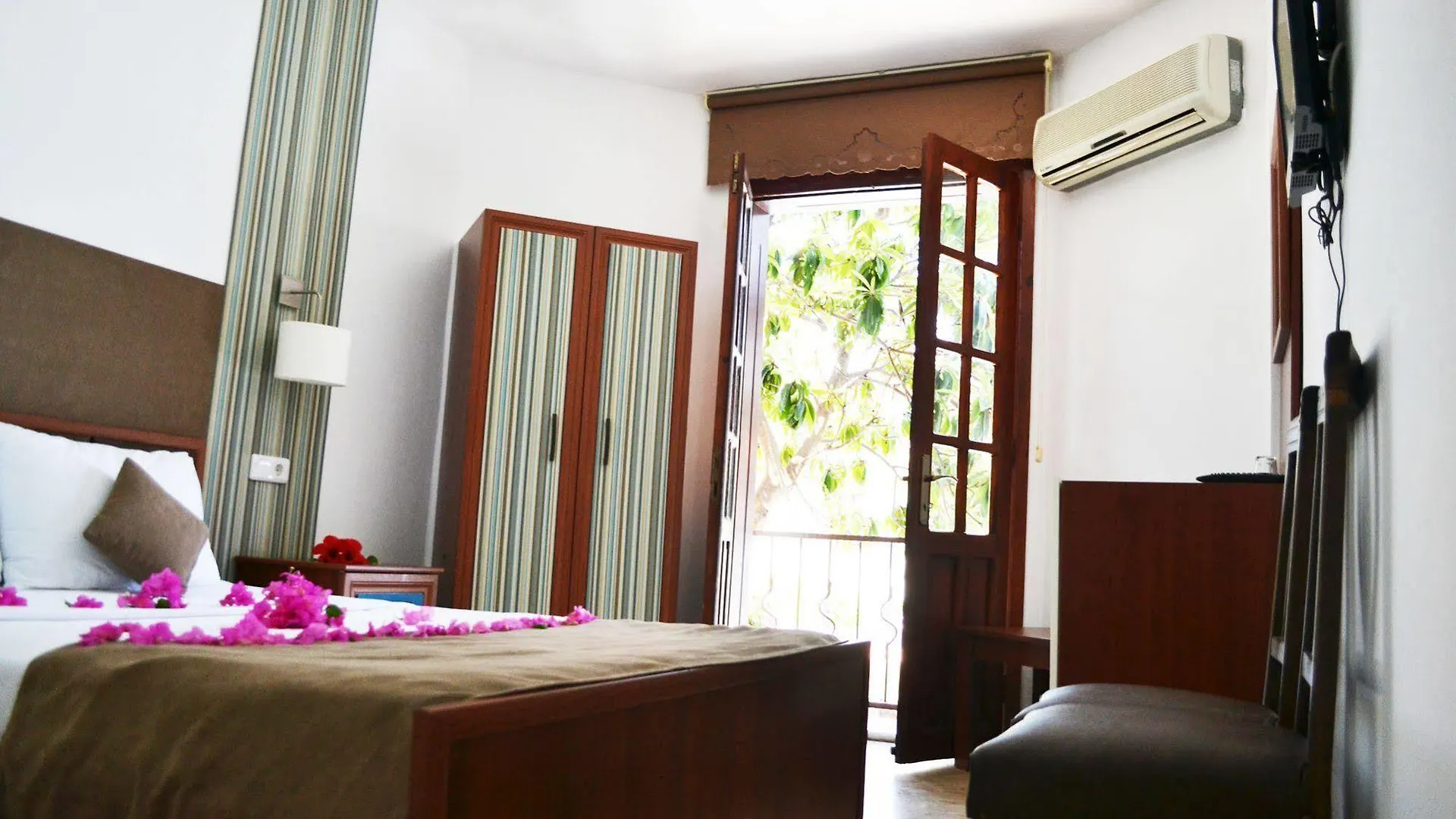 Oskay Hotel Dalyan